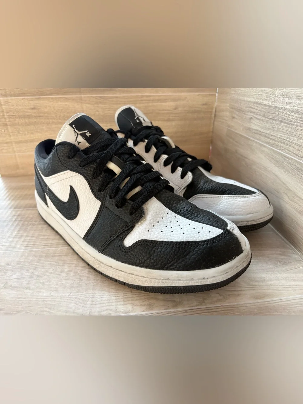 Nike Air Jordan 1 Low SE Homage White Black Split Shoes DR0502-101 Women's 10.5 - Picture 3 of 14